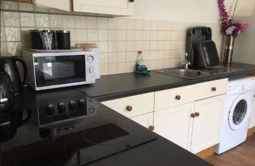 Headington Apartment | Headington Oxford, an ENTIRE 2bed + TV& WiFi - Appartment