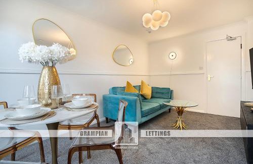 Central Aberdeen Apartment | Headland Court Apartment - Grampian Lettings