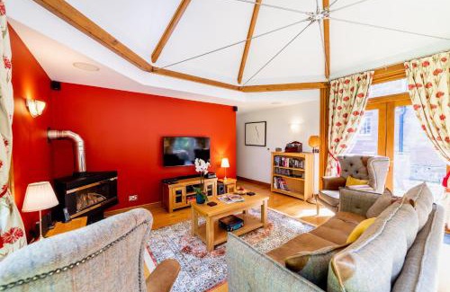 Hayton House | Heads Nook Hall Cottage