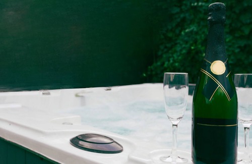 Stewart Town House | Healing Retreat