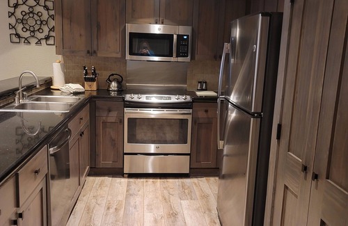 Highlands Townhomes Resort | Heart of Beaver Creek Village- 3-bedroom/3-bath Condo in St. James Place.