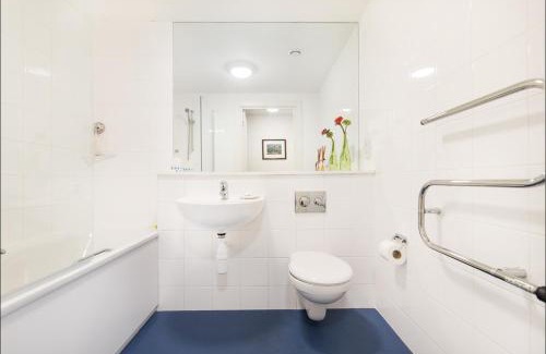 Churchill Apartment | Heart of Chelsea 1 bed Flat close Harrods