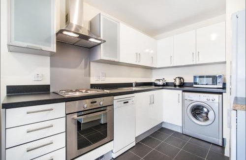 Churchill Apartment | Heart of Chelsea 1 bed Flat close Harrods
