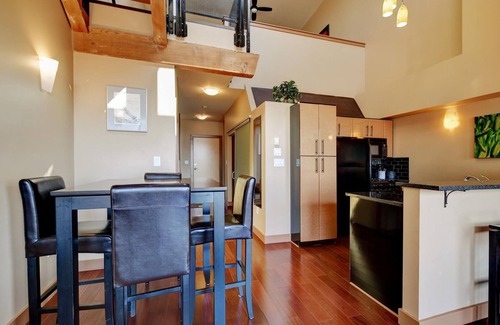 Downtown Victoria Condo | Heart of Downtown Victoria
