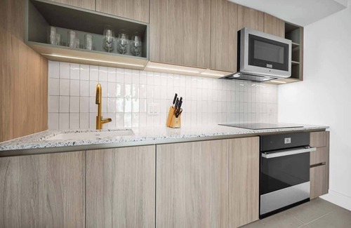 Downtown Miami Condo | Heart of Miami Luxury Condo with Stunning Bay View