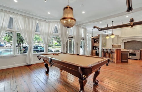 Historic Downtown Savannah House | Heated Pool Access | 5*Clean | Flex Cancelation