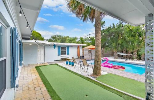 Butler Beach House | Heated Pool by the Sea Mini Golf Dogs OK