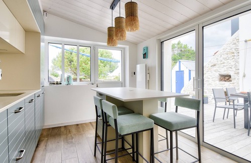 La Gueriniere House | Heated pool, garden, villa for 8 adults 2 children
