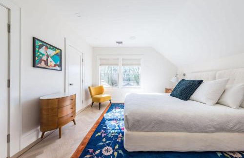 Sag Harbor House | Heated Pool, Grill, Breakwater by RoveTravel
