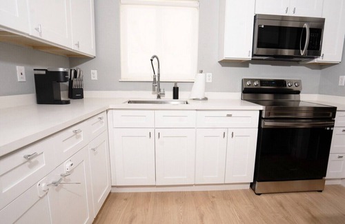 Palm Beach - West Palm Beach House | Heated Pool House Near Downtown West Palm Beach, Beaches, and Bars.