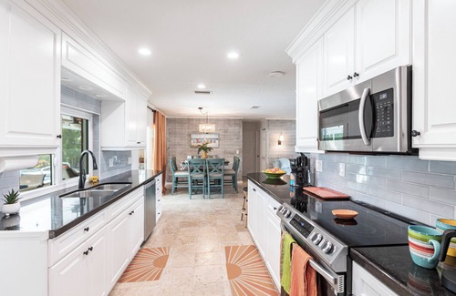 Bradenton House | Heated Saltwater Pool + 4BDR + Yard Games + Outdoor Bar + IMG Academy + More