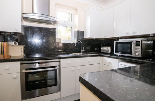 Buxted Cottage | Heath Retreat