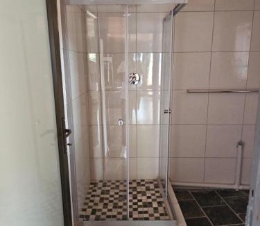 Alberton House | Heather Guest House