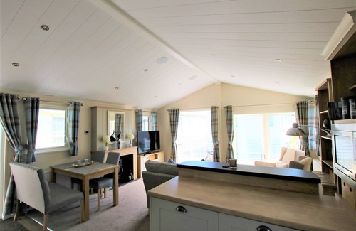 Mudeford House | 'Heathfield', A luxury lodge on the Sandhills Holiday Park Mudeford