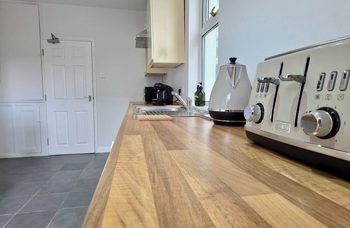 Canton House | Heathfield by Switchback Stays