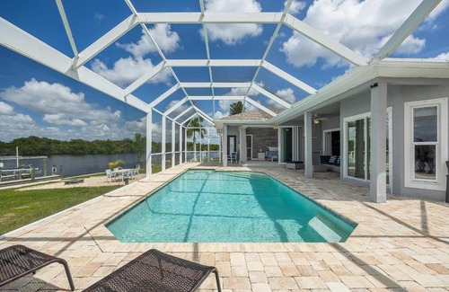 Alabama Grove Terrace House | Heaven Found! Stunning River Views & Pool - Villa Island Sunset - Roelens Vacations