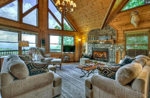 Mineral Bluff House | Heavenly Mountain Cabin
