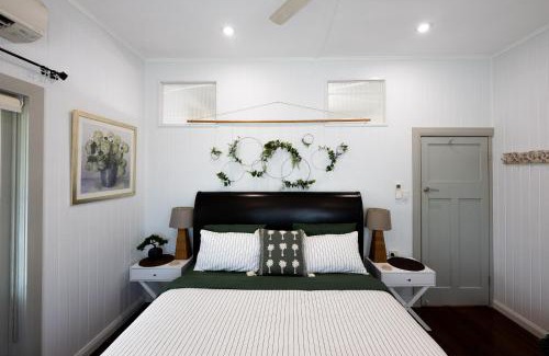 Westcourt House | Heavenly Palms on Collinson