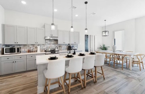 Greater Heights House | Heights House Centrally Located Luxury