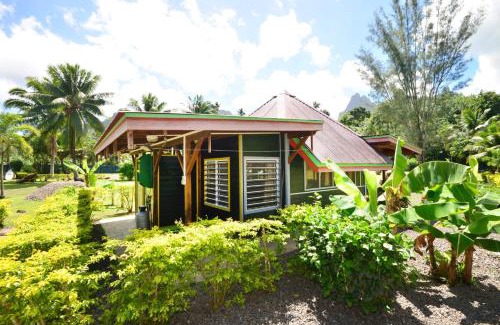 Ha'apiti House | Heimanarii's Lodge - Fare Miti
