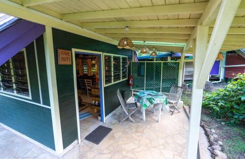 Ha'apiti House | Heimanarii's Lodge - Fare Miti