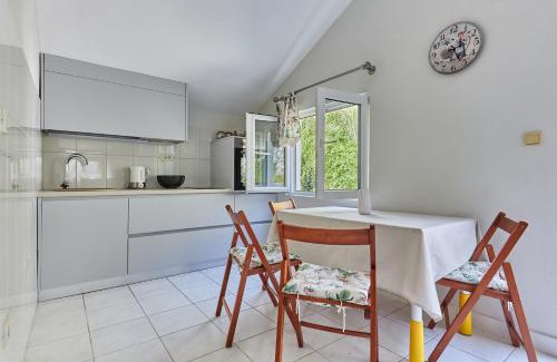 Orahovac Apartment | Helena Apartmani