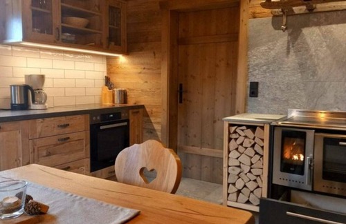 Huettau House | "Helfer-Alm" on 190 square meters - hut vacation in the Salzburger Land/Sportwelt Amade