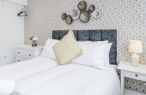 Milton Keynes Apartment | Heliodoor Apartments Milton Keynes 2-Bedroom Flat