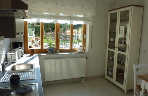 Eckersdorf Apartment | Helle Einliegerwohnung (80 m2) vor den Toren Bayreuths mit kostenfreiem WLAN