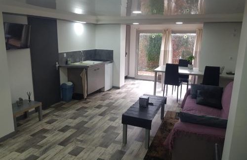 Paroisse Saint-Augustin-de-Chaux Apartment | hello dole