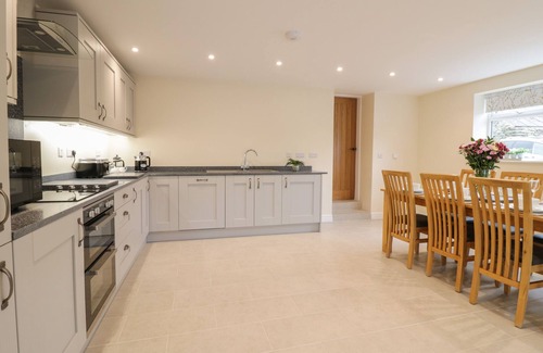 Corwen Cottage | HEN DY BRYN MAWNDY, family friendly, with a garden in Corwen