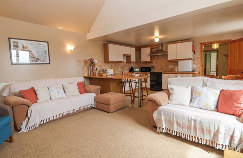 Rhyd-y-foel Cottage | HENBLAS COTTAGE, family friendly, with a garden in Rhyd-Y-Foel