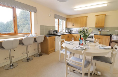 Pennant Melangell House | HENDRE, family friendly, character holiday cottage in Penybontfawr