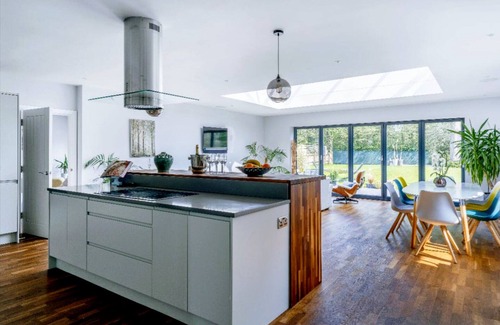 Henley House | Henley Regatta - up to 22 guests - negotiable rates