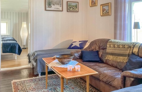 Ostansjo Apartment | Here you can live in a converted old school.