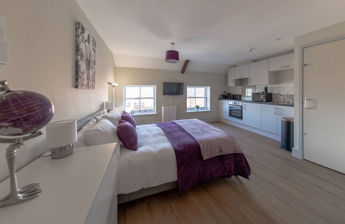 Hereford Apartment | HEREFORD CITY CENTRE – Apartment 10: Modern 1-Bed in City Centre, Sleeps 2