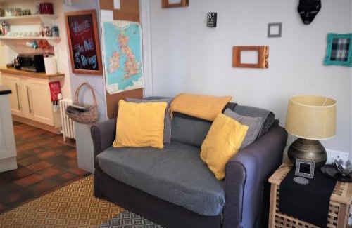West End Apartment | Heritage City - The Auld Pottery