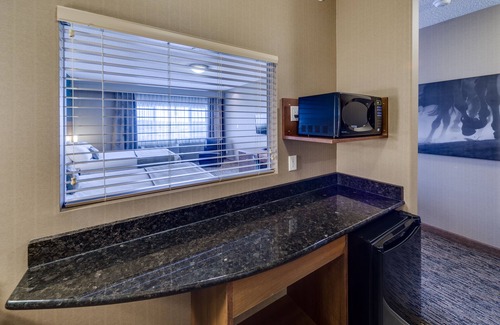 Pincher Creek Hotel | Heritage Inn Hotel & Convention Centre Pincher Creek