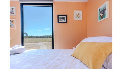 Turill House | Hermano Farm Stay by Tiny Away