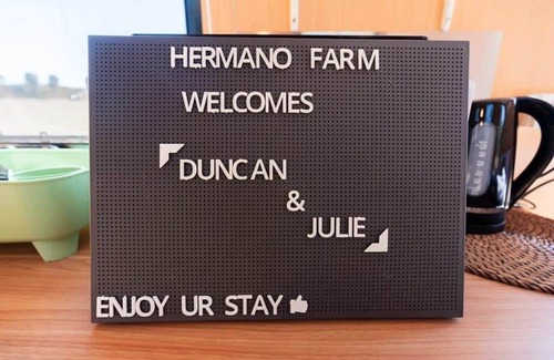 Turill House | Hermano Farm Stay by Tiny Away