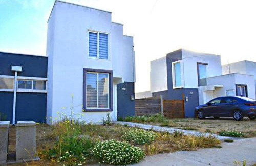 El Tabo House | Hermosa Casa El Tabo nueva en condominio