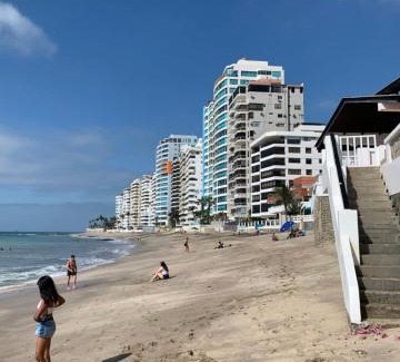 Salinas Apartment | Hermoso Departamento Amueblado frente al mar