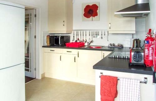 Byford Apartment | Herons