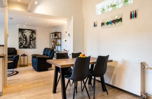Herselt House | Herselt Garden Shed Retreat, cleaning included
