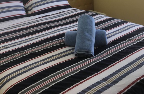 Scarness Apartment | Hervey Bay .. Seaside location