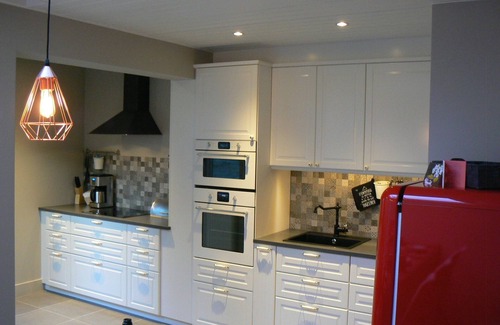 Ypres House | Het Kabinet a 5 star home with sauna complex , free parking & free use of bikes