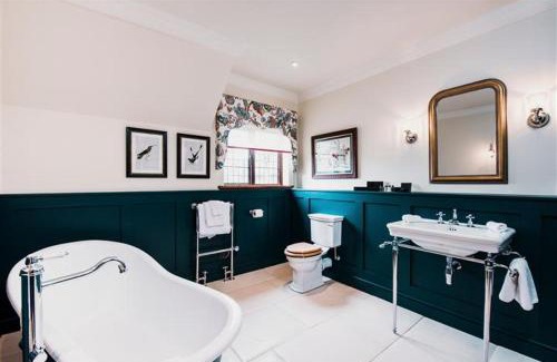 Hever House | Hever Castle Luxury Bed and Breakfast