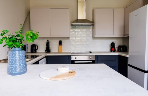 Adamsdown Apartment | HG Collection - 2 Bedroom Apartment in Cardiff City Centre