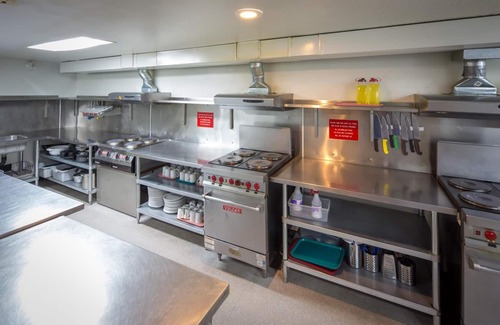 Banff Hostel | HI Banff Alpine Centre - Hostel