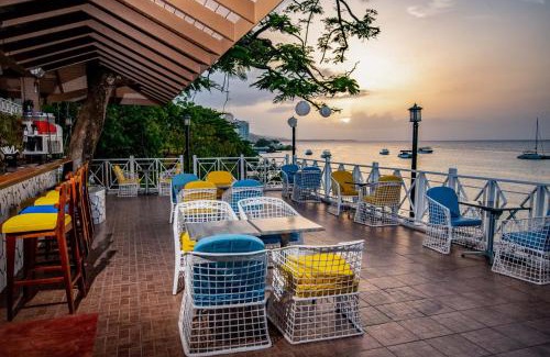 Ocho Rios Hotel | Hibiscus Lodge Hotel